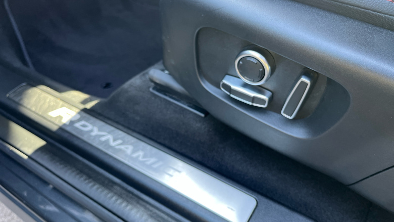 Land Rover Discovery Sport 1.5 P300e R-Dynamic SE 5dr Auto [5 Seat] Station Wagon